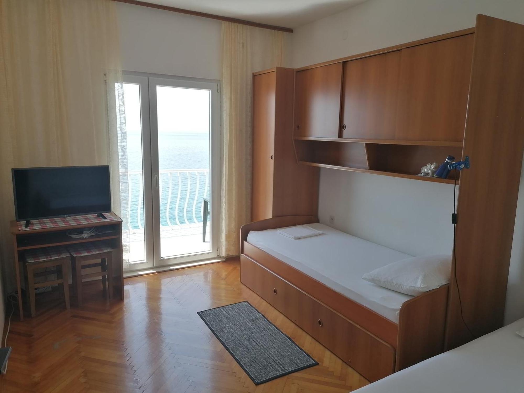 Apartments By The Sea Brist, Makarska - 505 Podaca Esterno foto