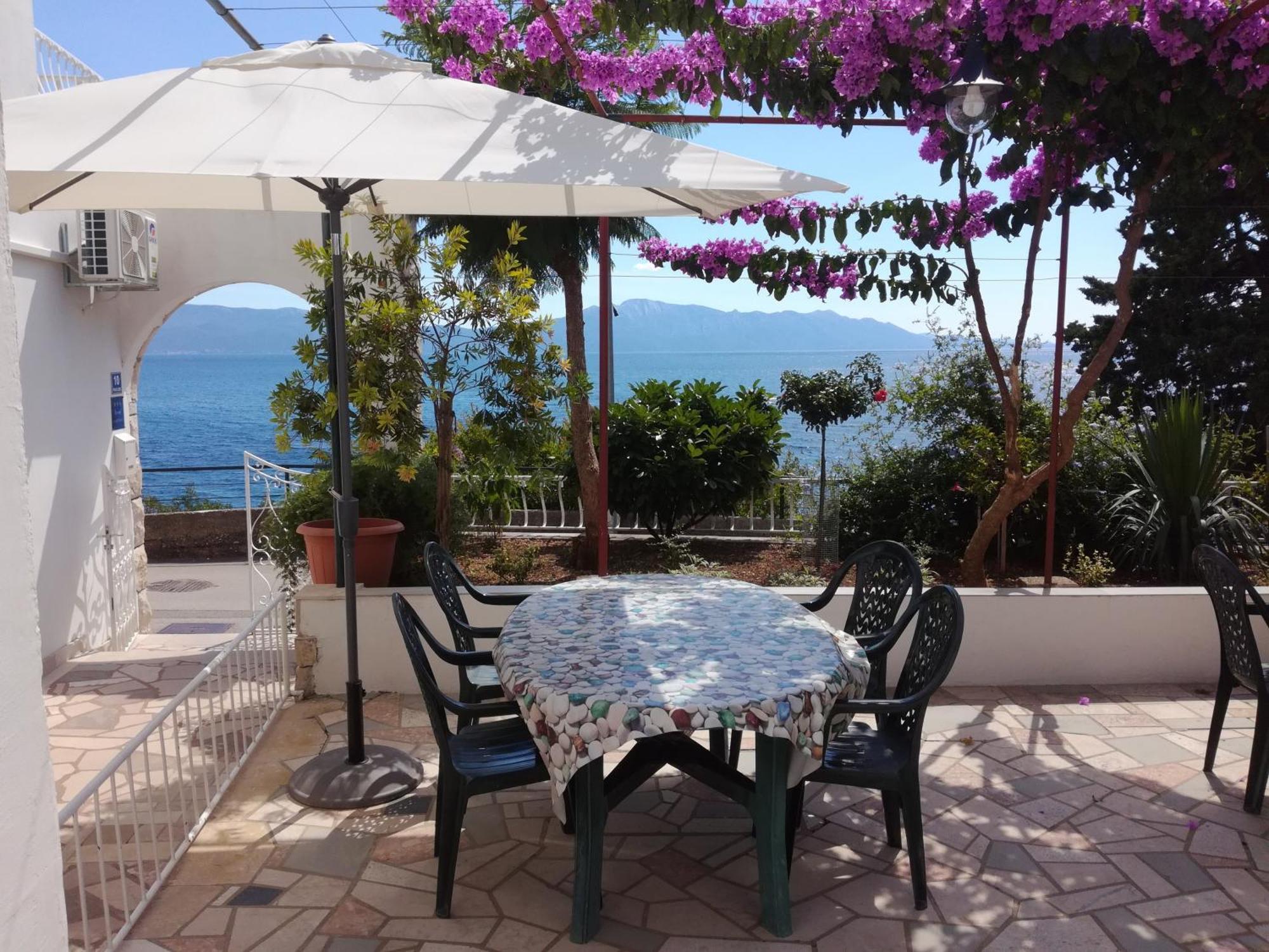 Apartments By The Sea Brist, Makarska - 505 Podaca Esterno foto
